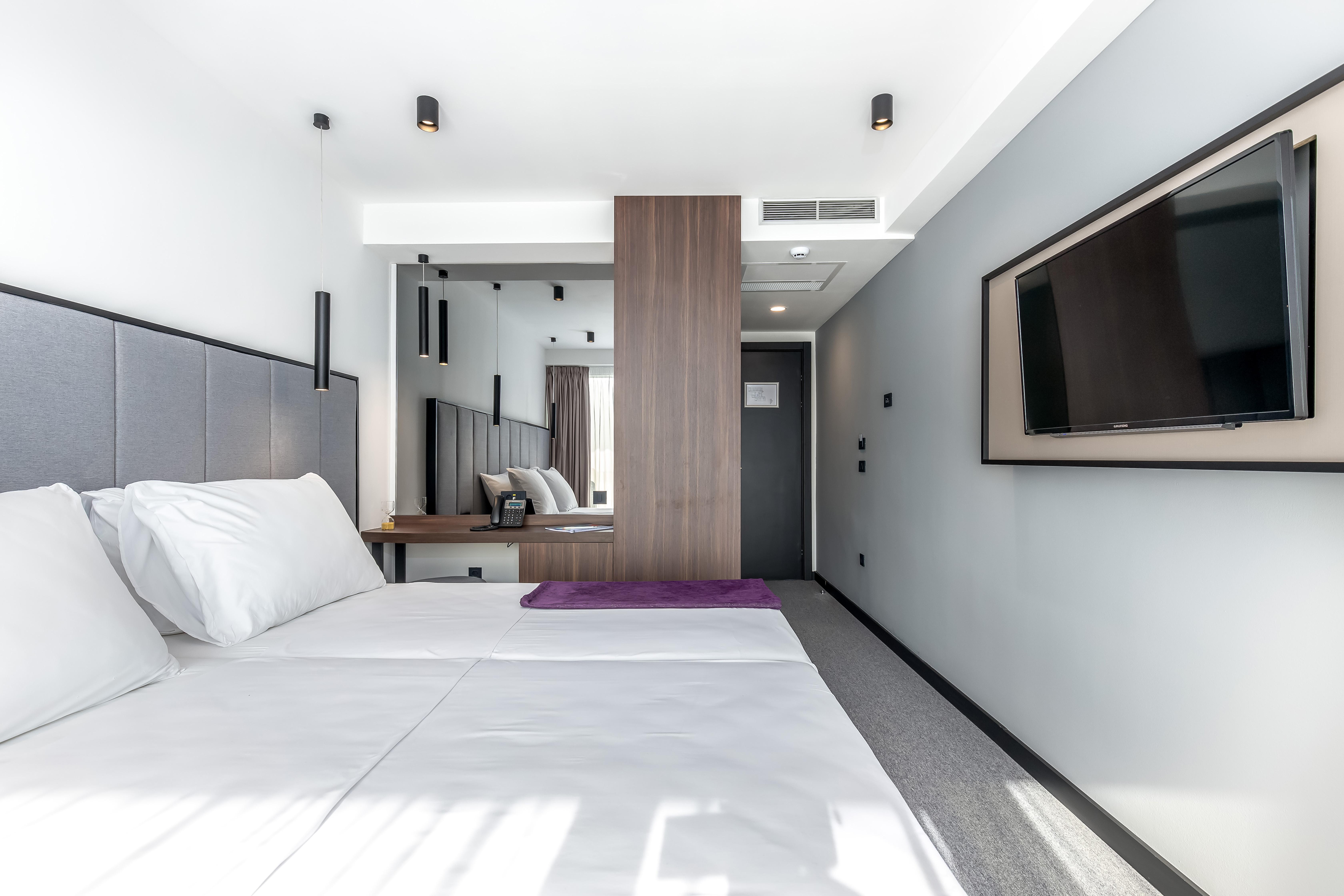 Hotel Ad Turres 茨里克韦尼察 外观 照片