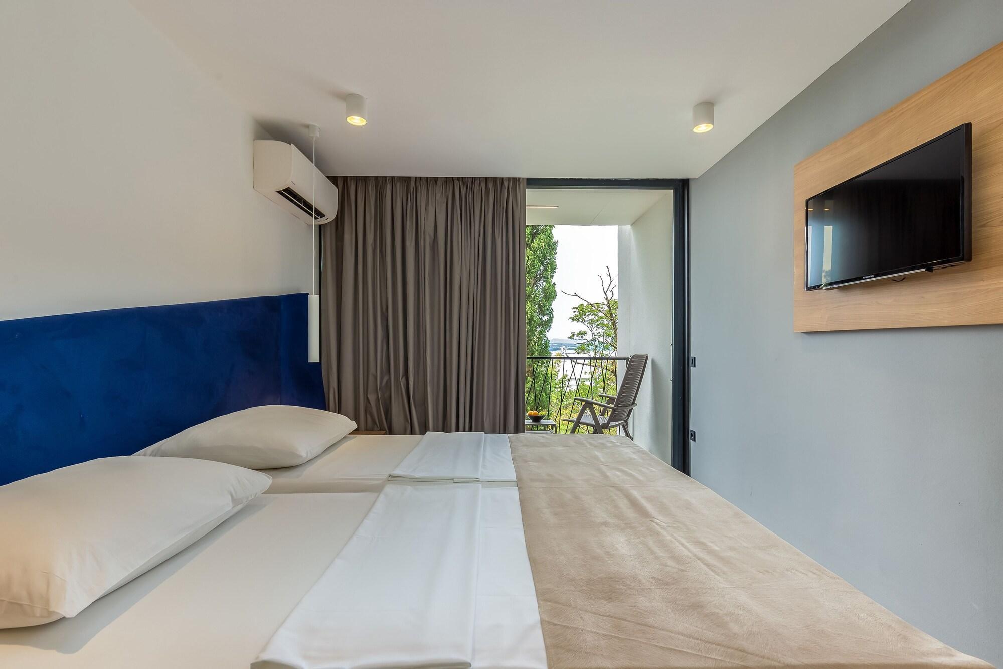 Hotel Ad Turres 茨里克韦尼察 外观 照片